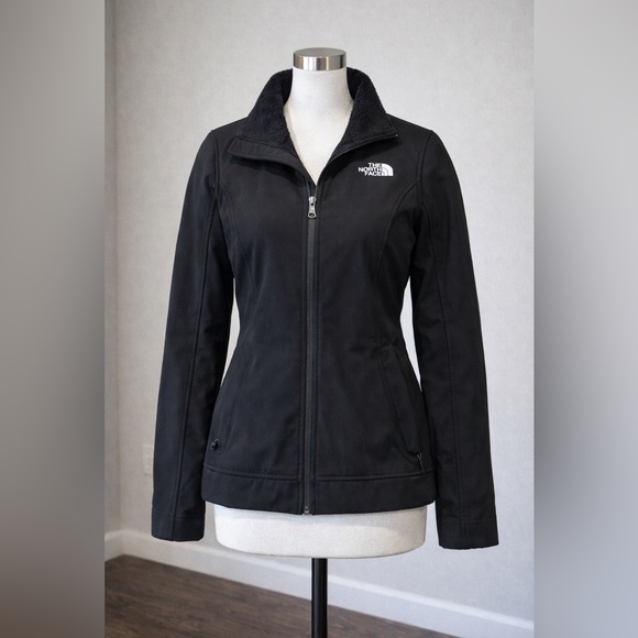 The North Face Jackets & Blazers - The North Face Women’s Apex Chromium Thermal Softshell Jacket Black | Size S